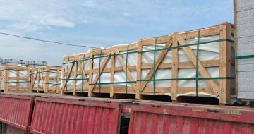 双鸭山 芝麻白花岗岩地铺石出口专车-泰国游