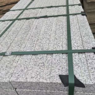 双鸭山 白麻花岗岩直行盲道石，盲条，地铺石