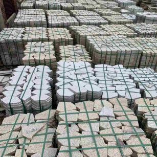 双鸭山 黄金麻白麻花岗岩荔枝面地铺石(冰裂纹)