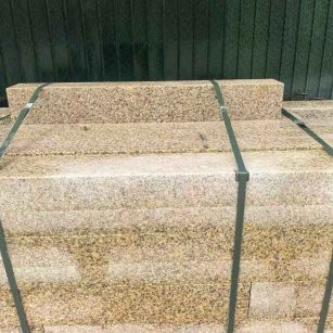 双鸭山 黄金麻花岗岩石材机切面栏杆料半成品