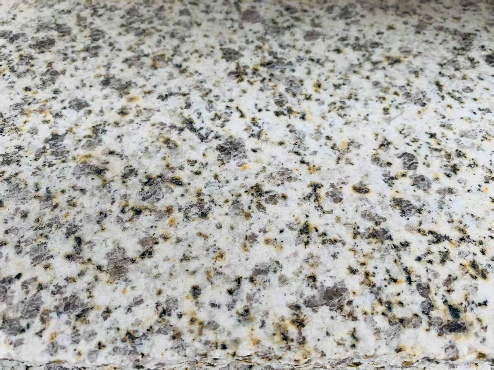 双鸭山 黄金麻花岗岩石材浅黄光面