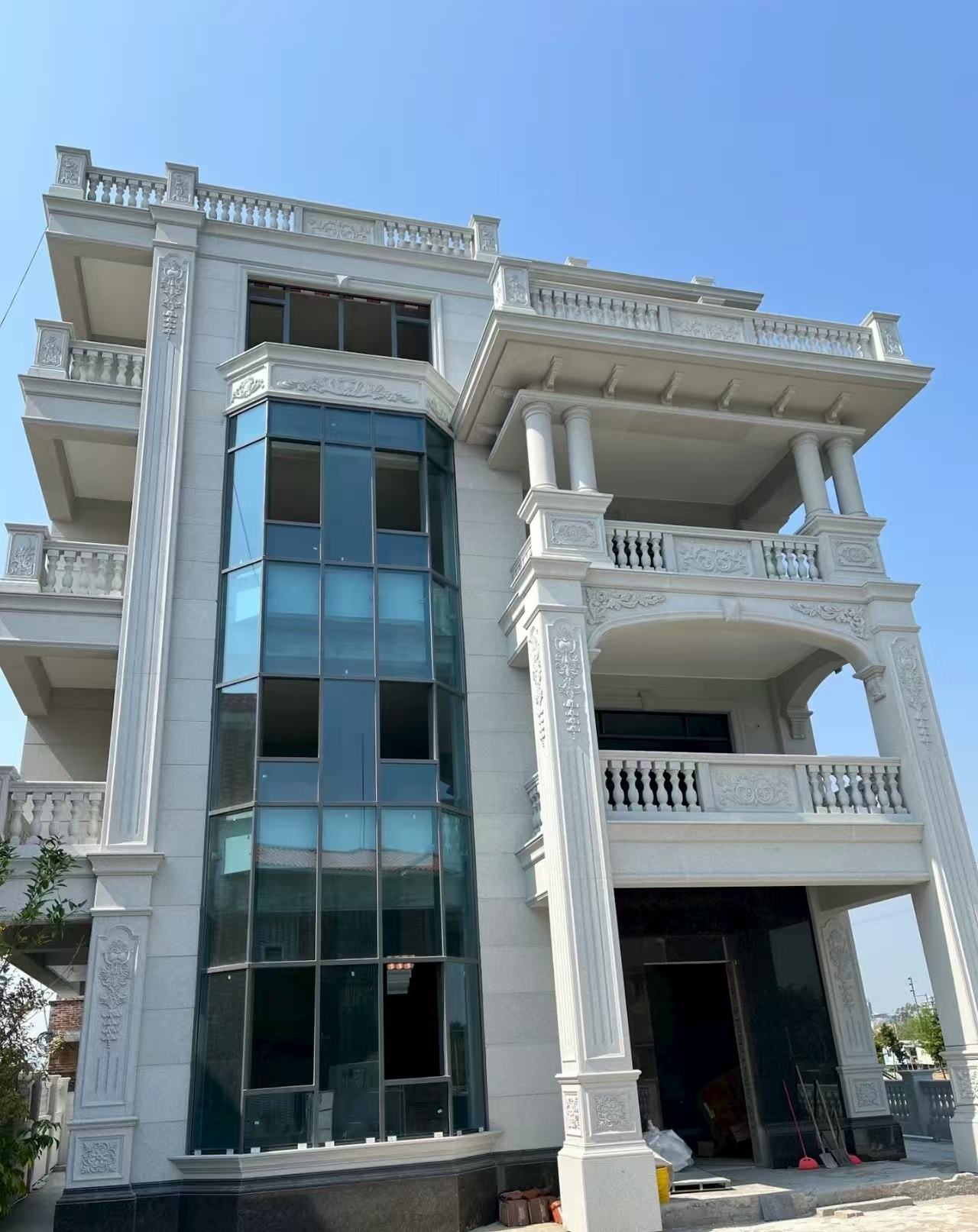 双鸭山 白麻花岗岩别墅外墙干挂效果展示