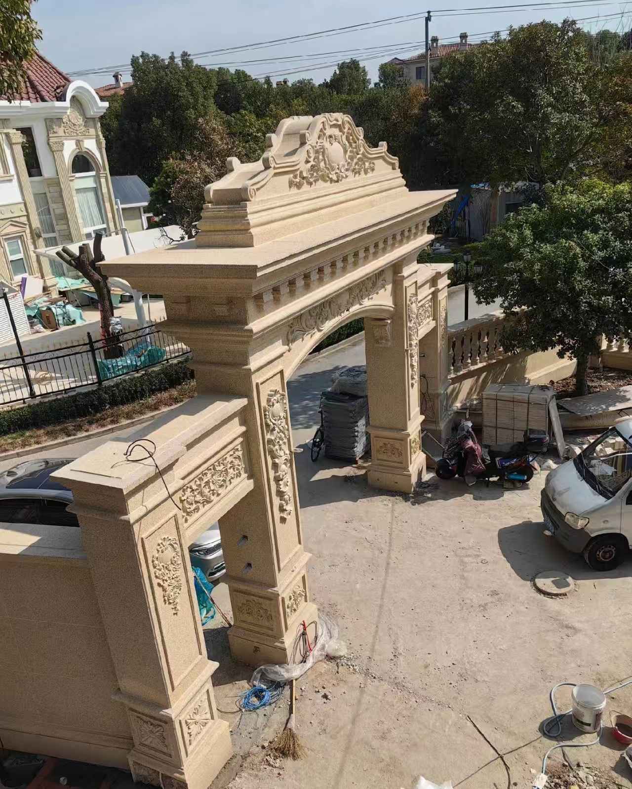 双鸭山 黄金麻荔枝面花岗岩别墅门楼