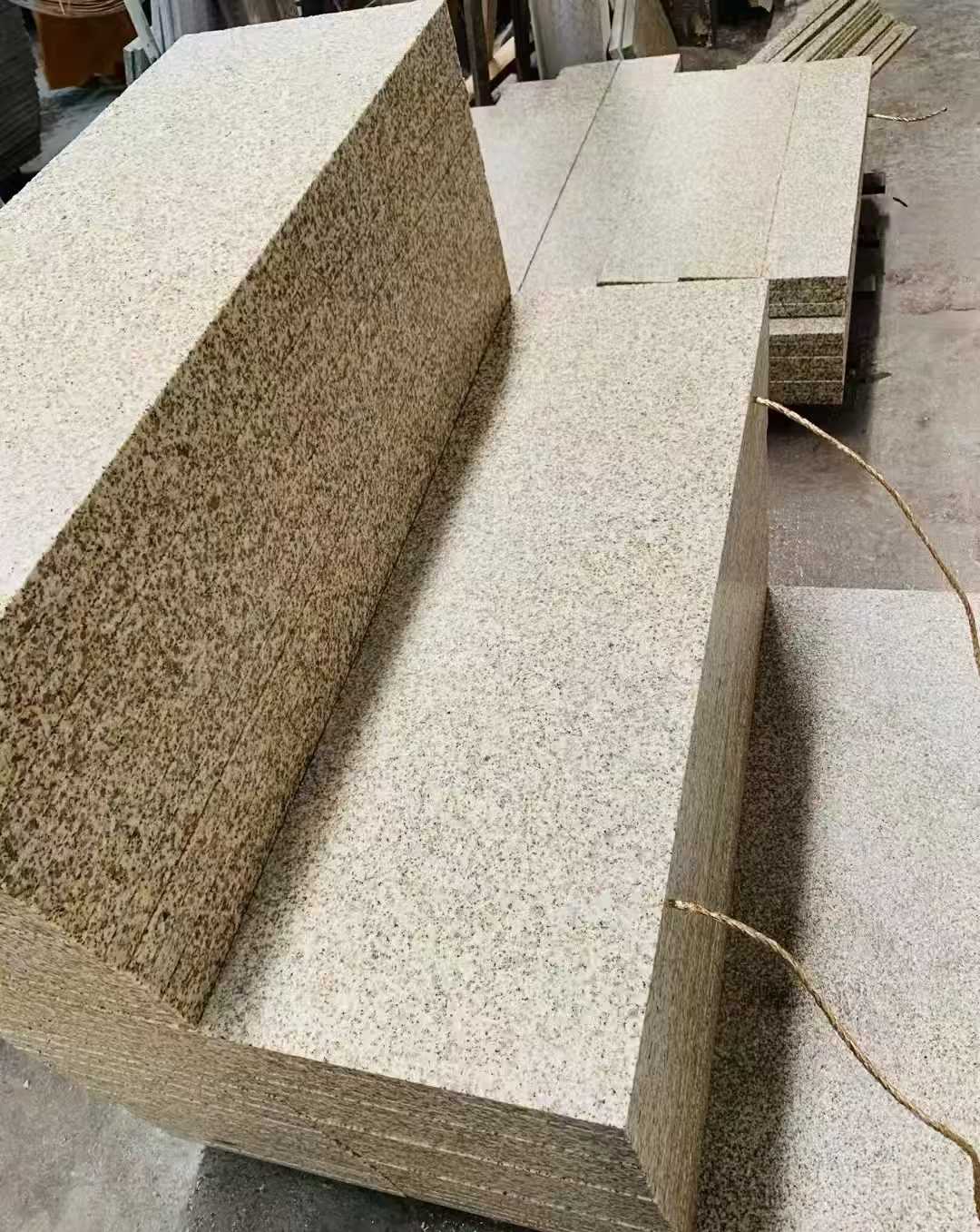 双鸭山 黄金麻荔枝面外墙干挂成品