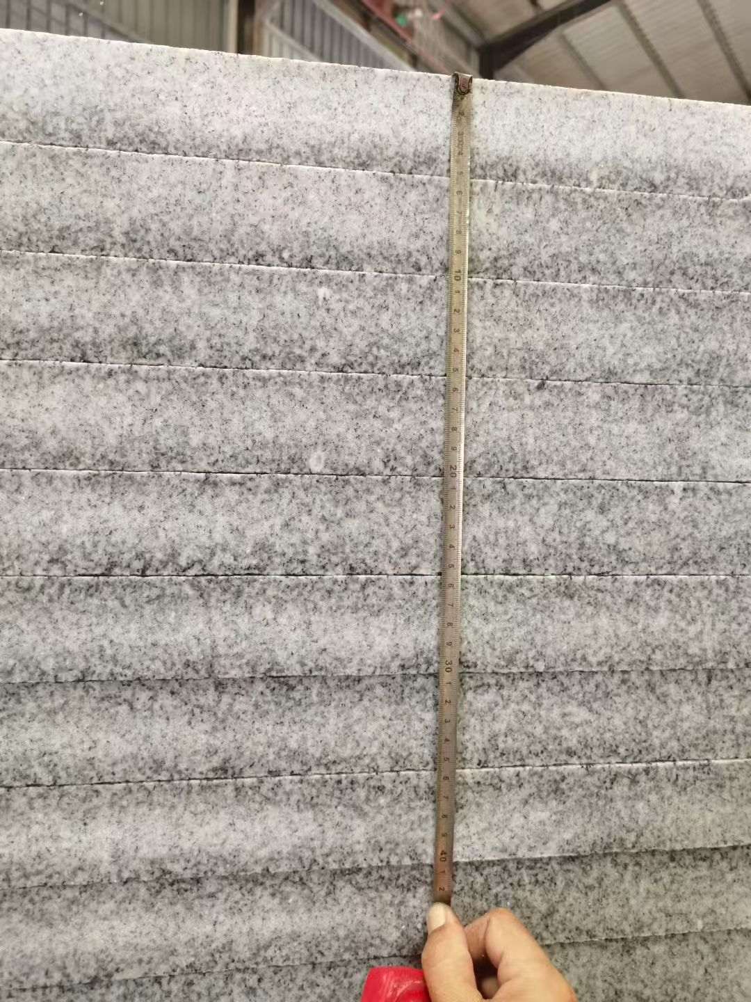 双鸭山 芝麻白火烧成品厚薄均匀，B料价格接近A料质量