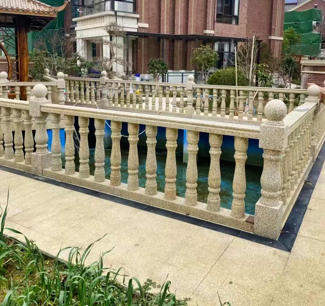 双鸭山黄金麻花岗岩石材栏杆，扶手，将军柱，花瓶柱