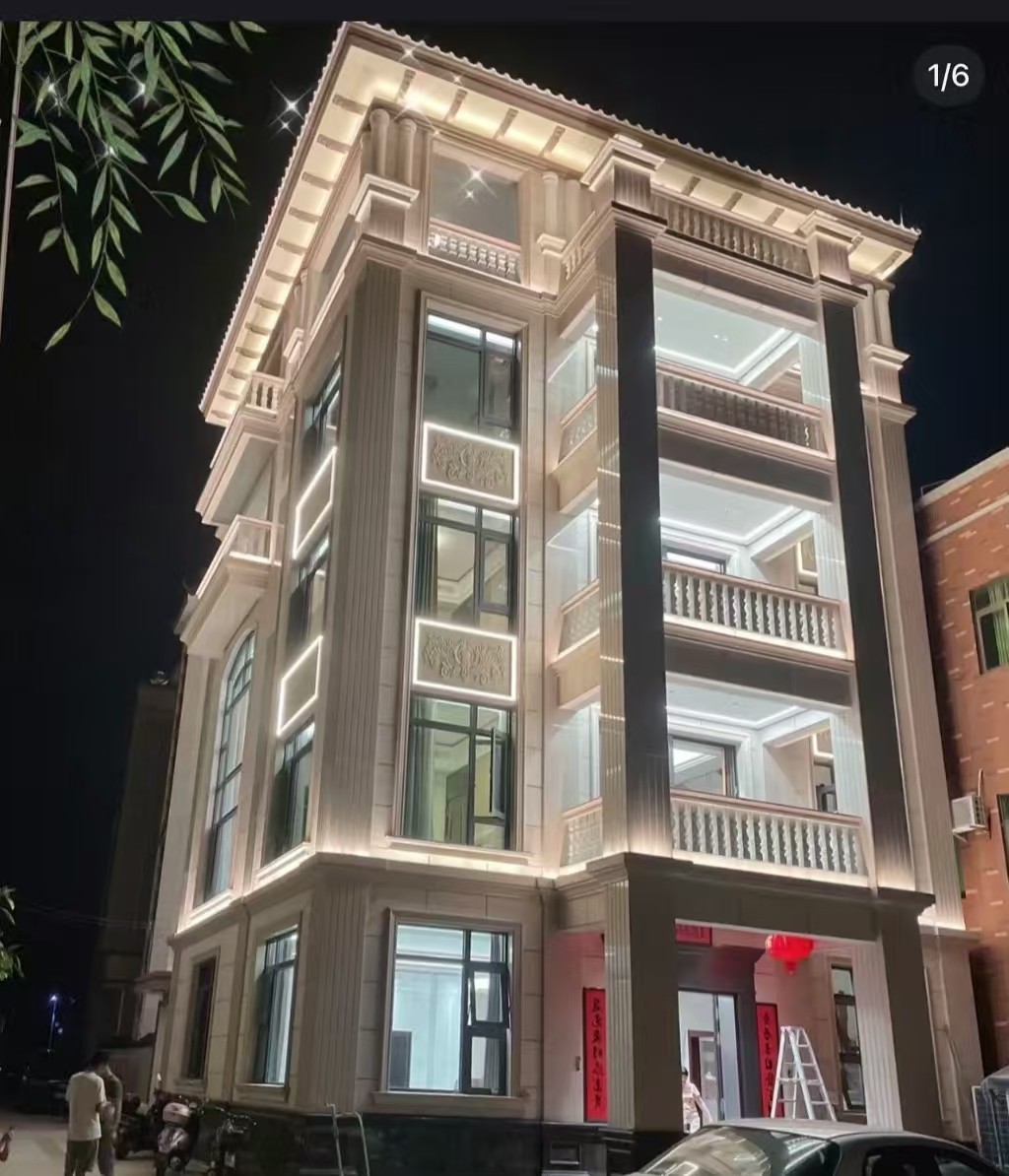 双鸭山 芝麻白花岗岩别墅外墙夜间效果