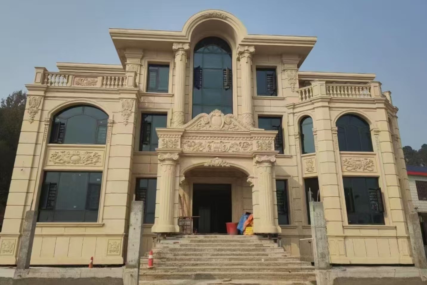 双鸭山 黄金麻花岗岩别墅外墙干挂