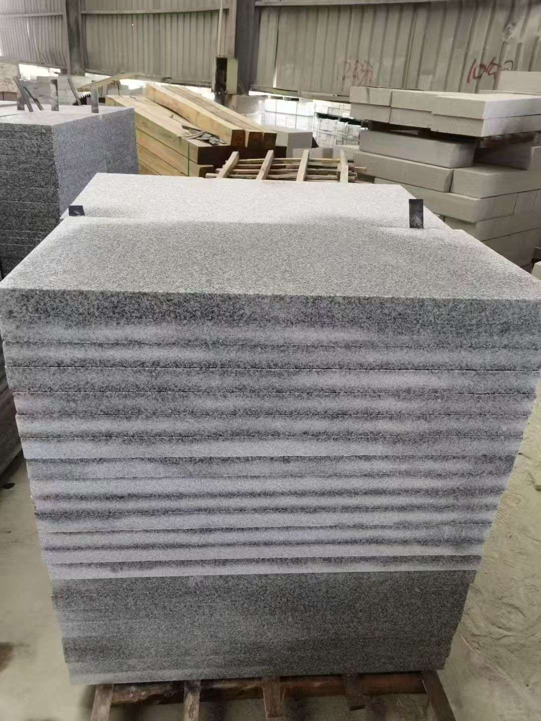 双鸭山 芝麻白5公分火烧地铺成品，900*400，规格可定制